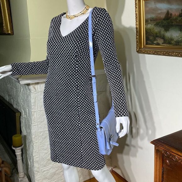 Heys Garden Party Mini Messenger Crossbody Bag Blue Patent Leather - Picture 3 of 14